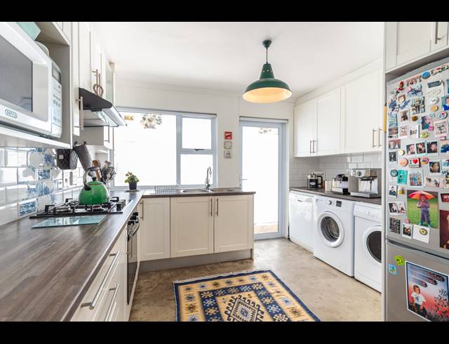 3 BEDROOM HOUSE FOR SALE IN WEST BEACH